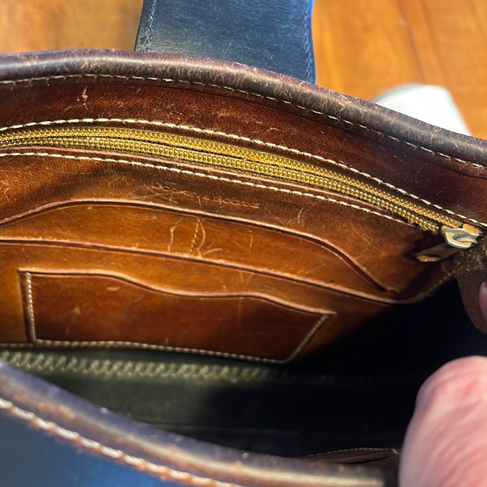 Vintage Dooney and Bourke Two- Toned Handbag Feedbag - Picture 10 of 13
